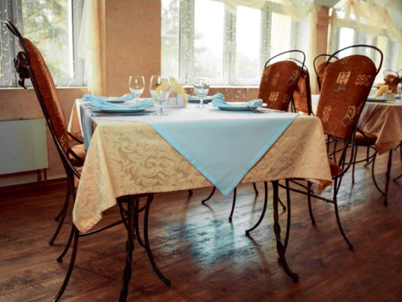 Складной прямоугольный стол Складной прямоугольный стол - фото